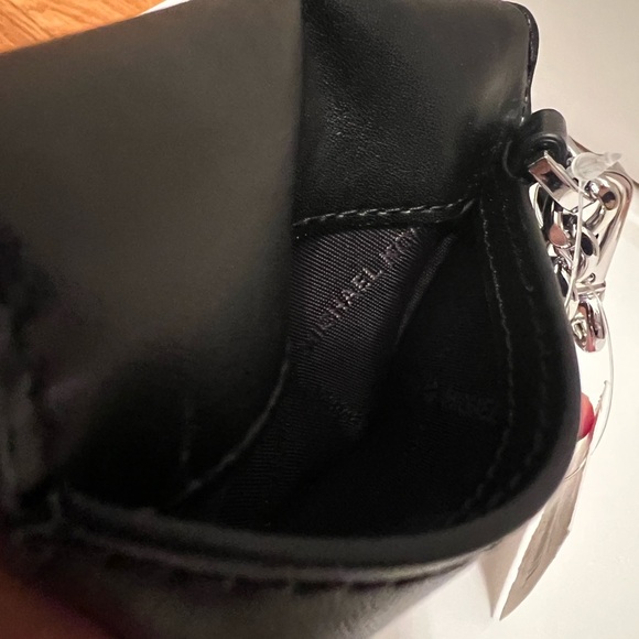 ❌SOLD❌Michael Kors (R $98) Jet sets cards holder/ Wristlet - Picture 7 of 9